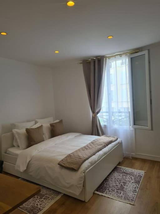 Tres Beau Studio Au Pied Du Metro Венсен Екстериор снимка